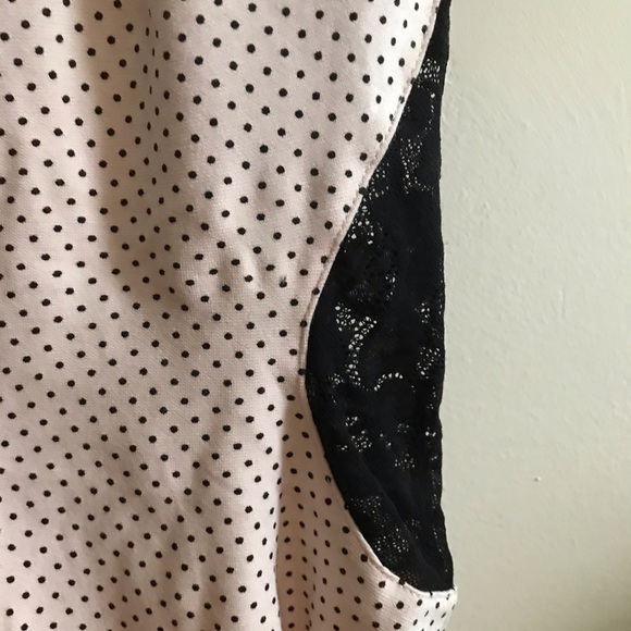 GUESS Baby Pink & Black lace peplum tank top. - Picture 3 of 5